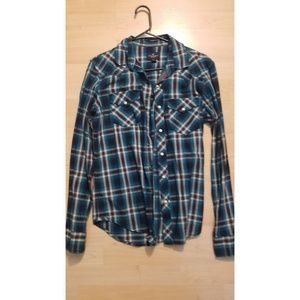 American eagle plaid button down